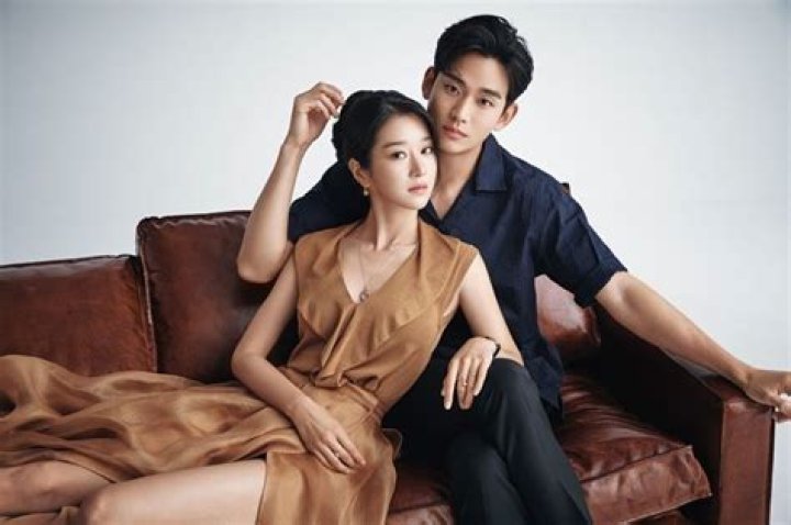 Unveiling the Fascinating Dynamic of Seo Ye Ji and Kim Soo Hyun Relationship