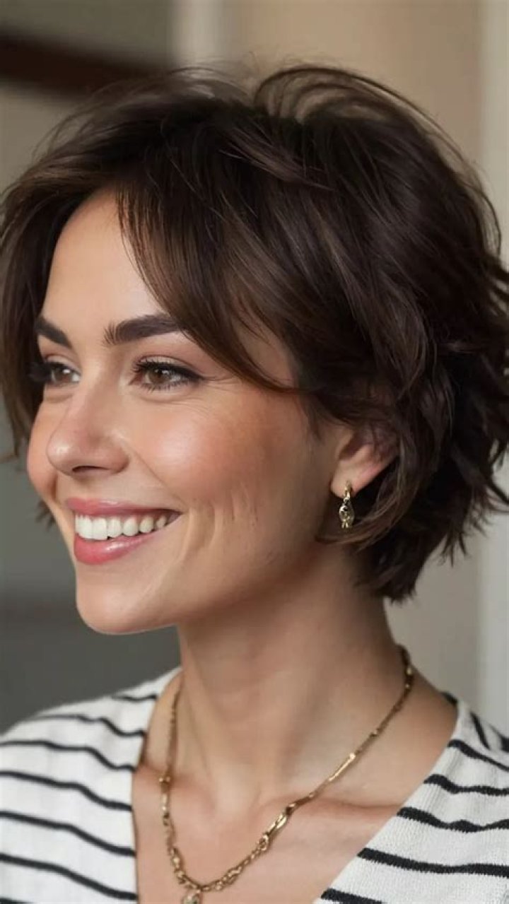 Short Hair Hairstyles for Women: The Ultimate Guide to Chic and Stylish Looks