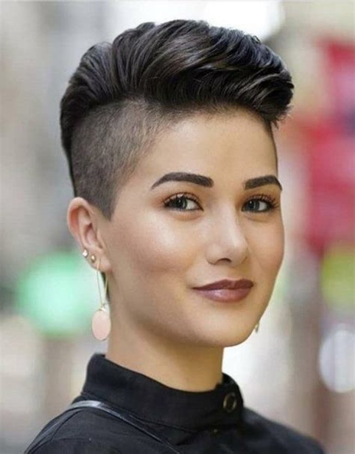 Stylish Short Hairstyles with One Side Shaved: The Ultimate Guide