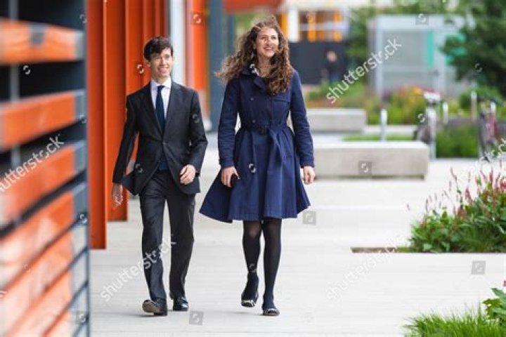 Shoshana Clark: The Rising Star in the World of Arts and Entertainment