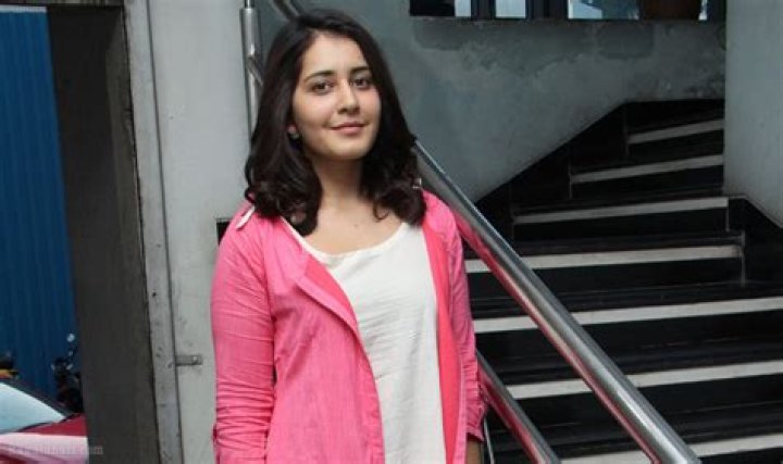 Exploring the Life and Journey of Shubhashree Sahu