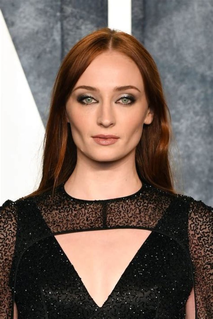 Sophie Turner: The Allure of Dark Hair