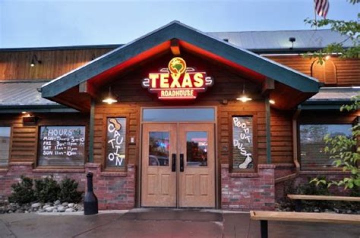 Discover the Unique Charm of Texas Roadhouse in Bangor, Maine