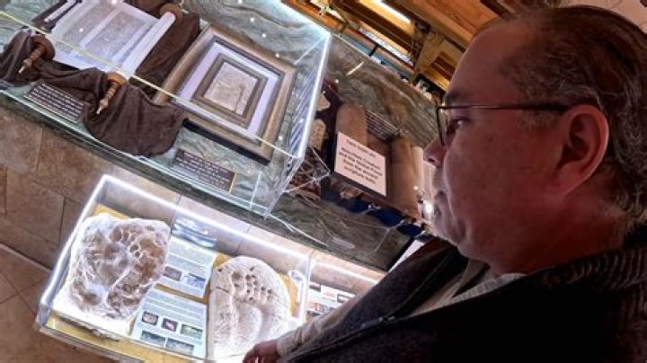 Trey Smith's "God in a Nutshell": Exploring the Philosopher's Life, Ideas, and His Wife