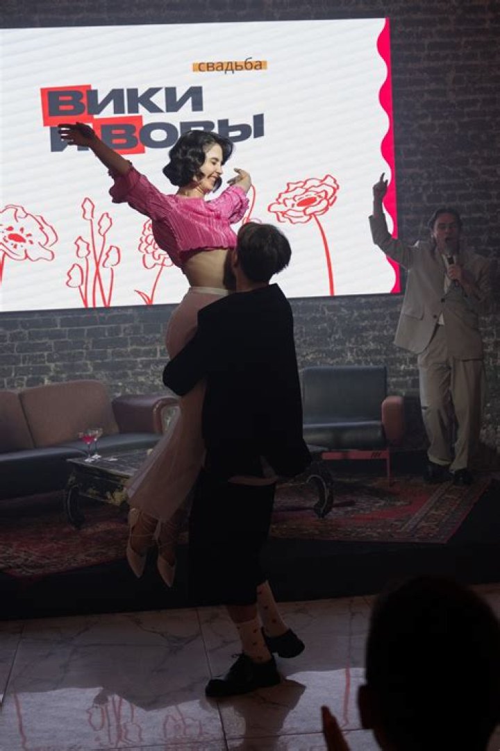 Vika I Vova Jump Video: The Phenomenon Unveiled