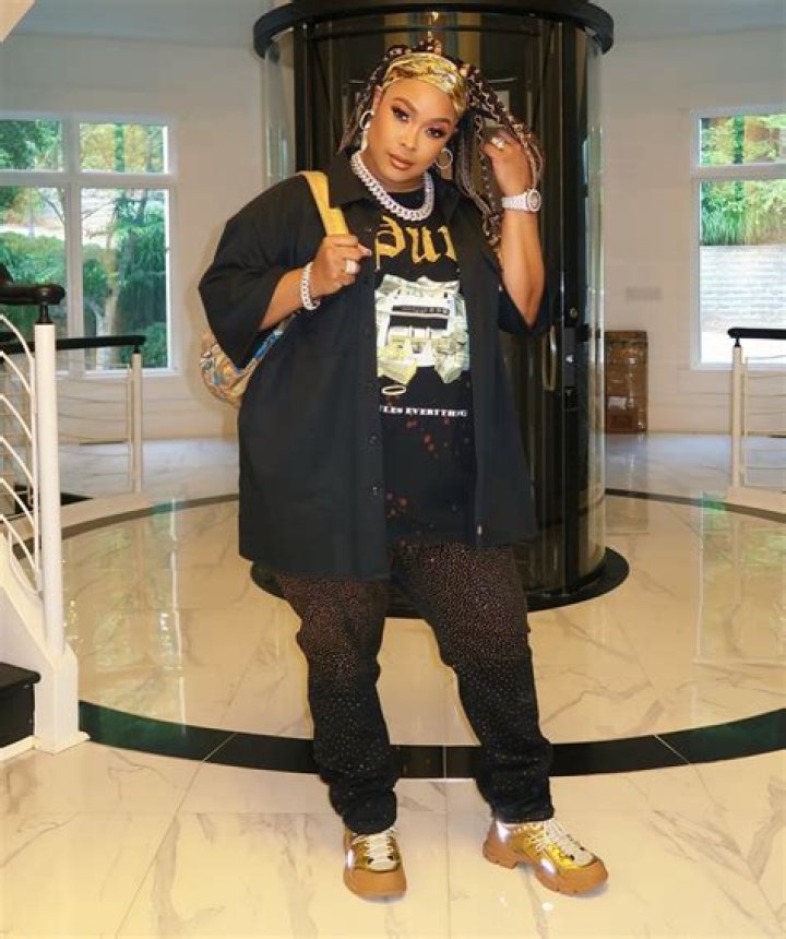 Uncover Da Brat's Remarkable Net Worth: A Journey from the Hip-Hop Scene to Success