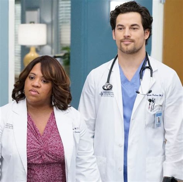 What Season Does Deluca Die? A Comprehensive Guide to the Fate of Alex Deluca in Grey's Anatomy