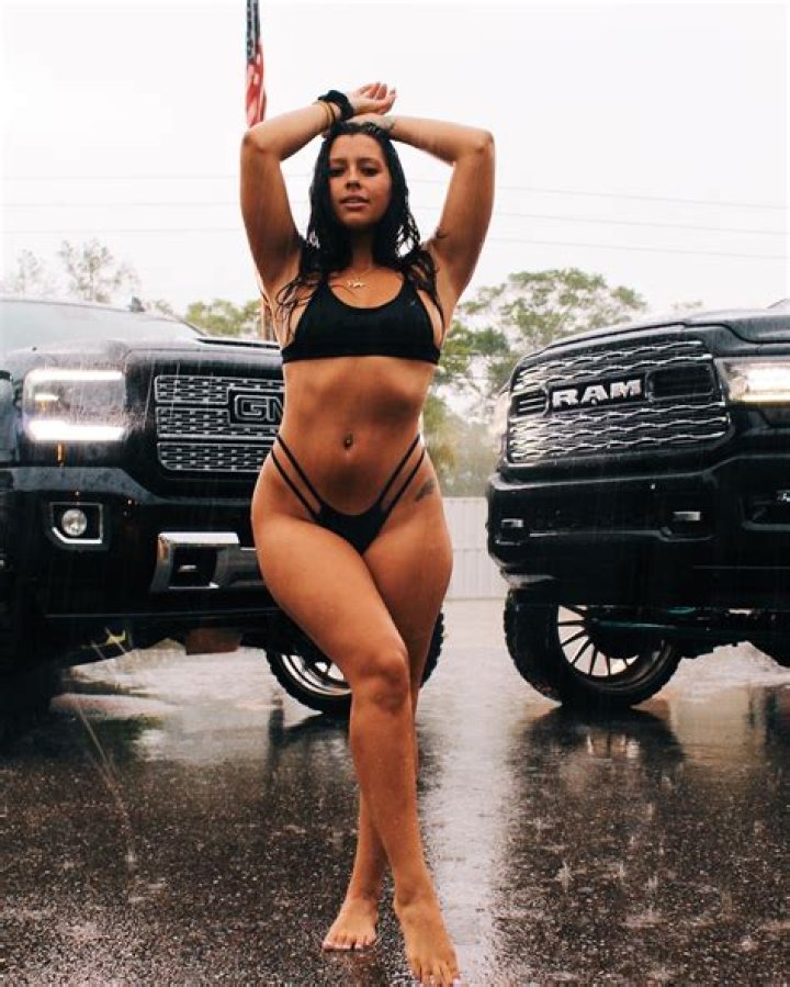 Exploring Whitney Wren's OnlyFans: A Deep Dive into Her Life and Content