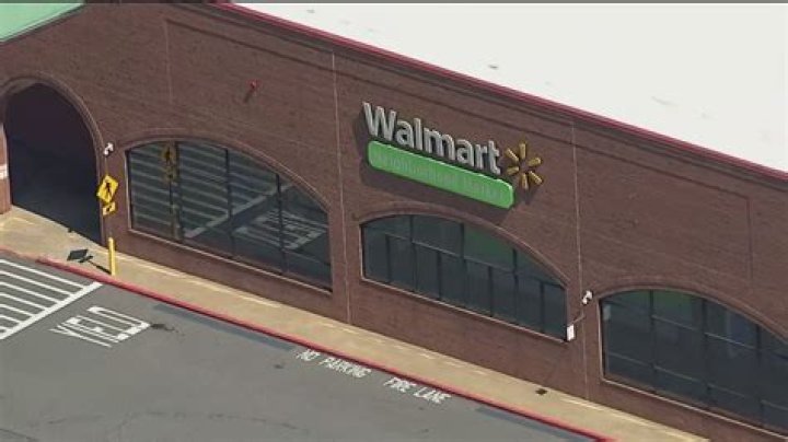 The Inside Scoop: Why Walmart is Closing Down