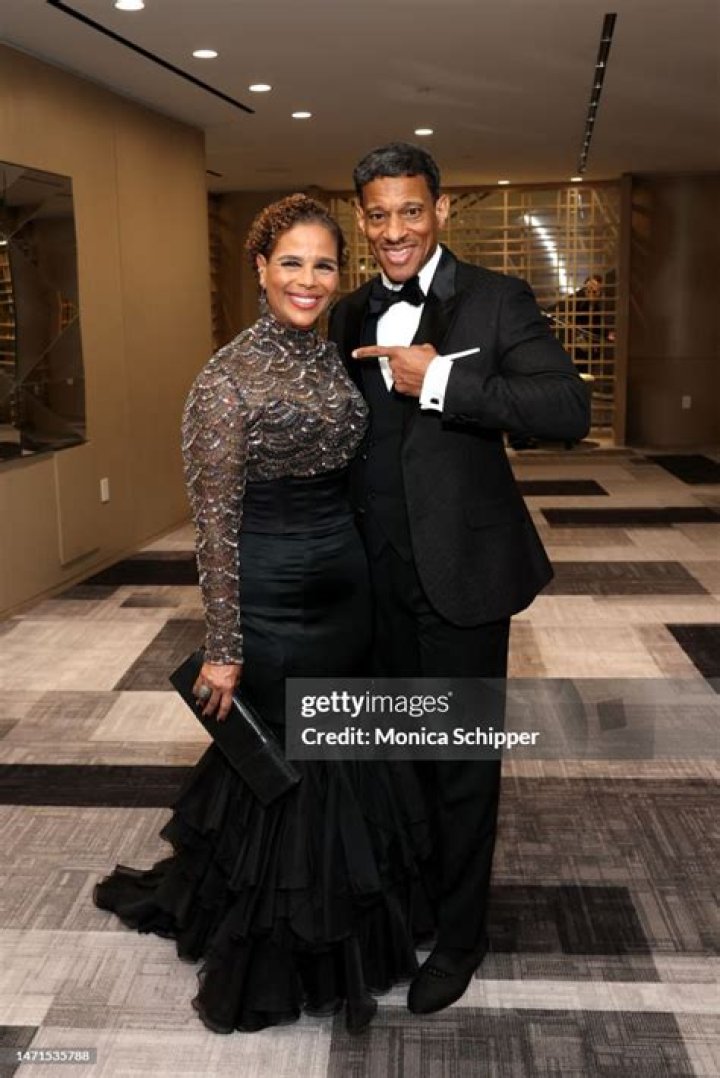 Yvette Lee Bowser Net Worth: Exploring the Wealth and Achievements of a Renowned Entertainment Icon